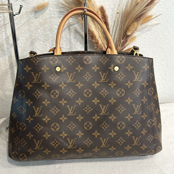Authentic Louis Vuitton Montaigne Handbag Monogram Canvas GM Brown+ COA - Picture 5 of 16